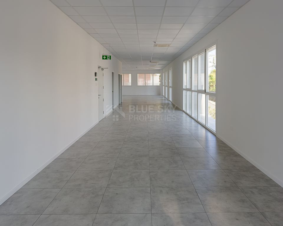 PRIME CITY-CENTRE OFFICE BUILDING FOR RENT | 50M FROM THE SEA | 6 PARKING SPACES