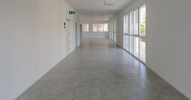 PRIME CITY-CENTRE OFFICE BUILDING FOR RENT | 50M FROM THE SEA | 6 PARKING SPACES