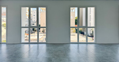 PRIME CITY-CENTRE OFFICE BUILDING FOR RENT | 50M FROM THE SEA | 6 PARKING SPACES