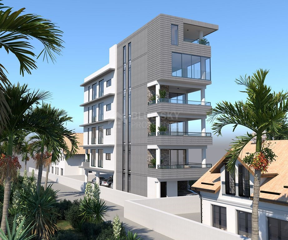 PRIME CITY-CENTRE OFFICE BUILDING FOR RENT | 50M FROM THE SEA | 6 PARKING SPACES
