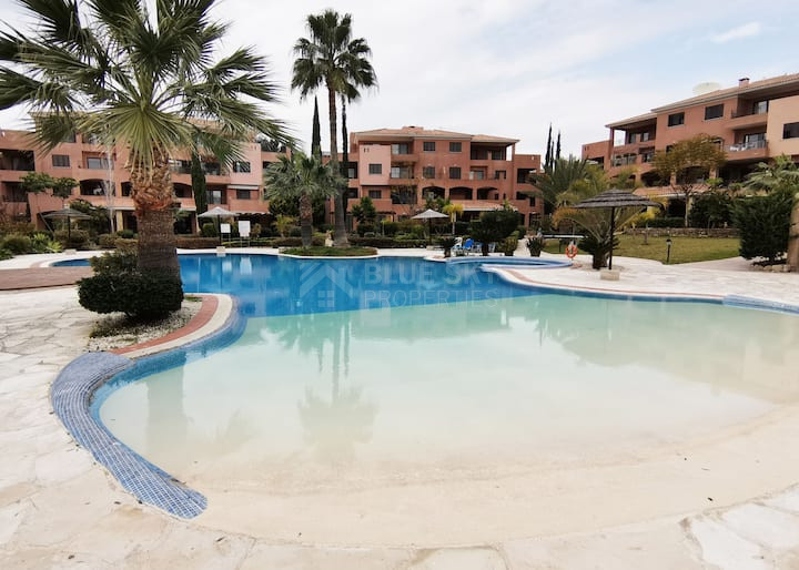 Three Bedroom Ground Floor Apartment with Private Garden & Pool Views ,Universal, Paphos