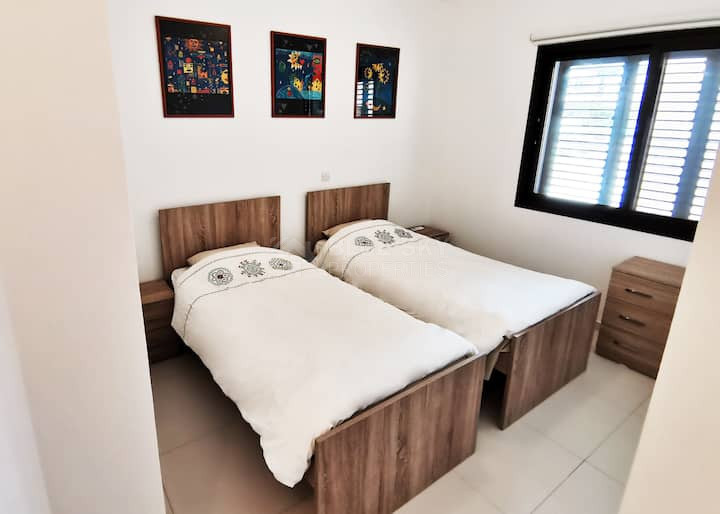 Three Bedroom Ground Floor Apartment with Private Garden & Pool Views ,Universal, Paphos
