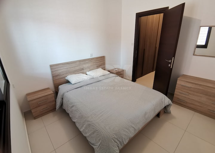 Three Bedroom Ground Floor Apartment with Private Garden & Pool Views ,Universal, Paphos