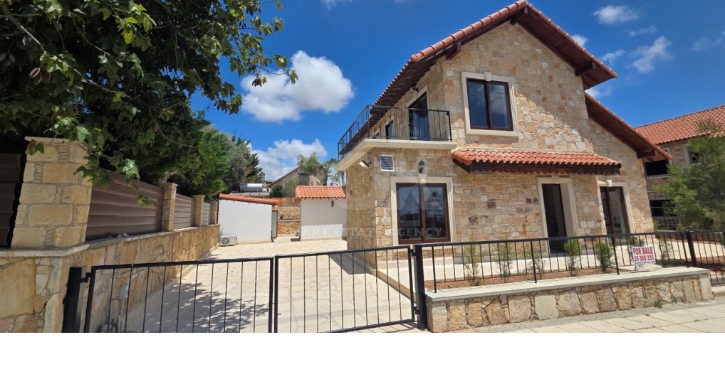 4 Bedroom Detached House for Sale in Souni, Limassol – Private Pool, PV Panels & Guest Suite