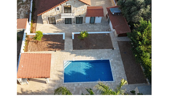 4 Bedroom Detached House for Sale in Souni, Limassol – Private Pool, PV Panels & Guest Suite