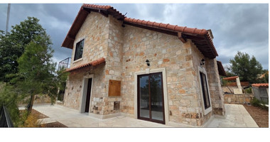 4 Bedroom House for Sale in Souni, Limassol – New Build Under Construction