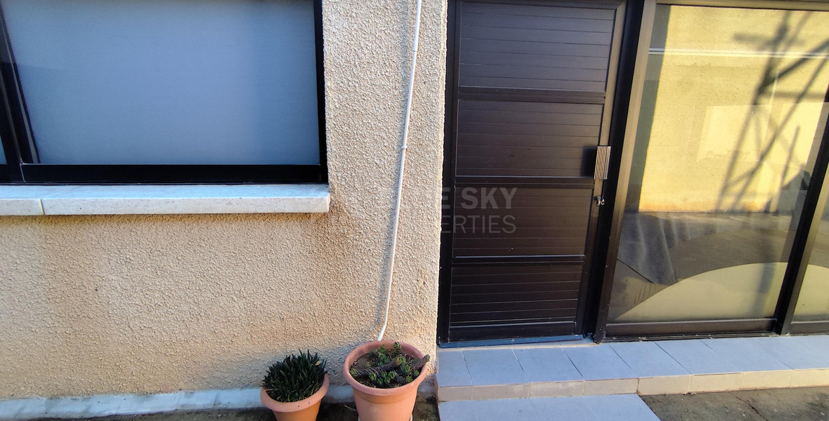 Furnished one Bedroom Apartment with Private Courtyard – Laiki Lefkothea