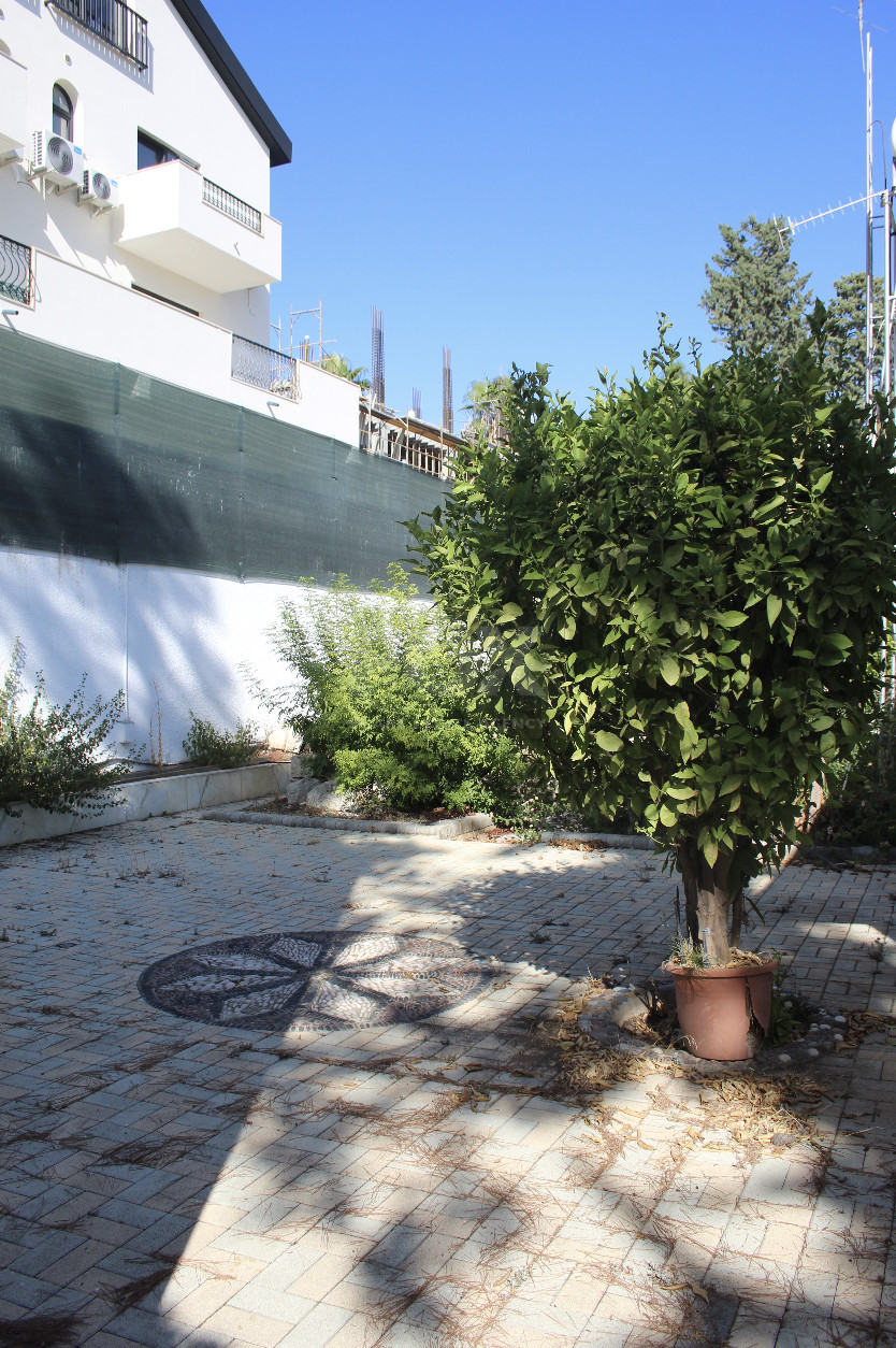 Charming 3-Bedroom Bungalow with Large Garden – Panthea, Limassol