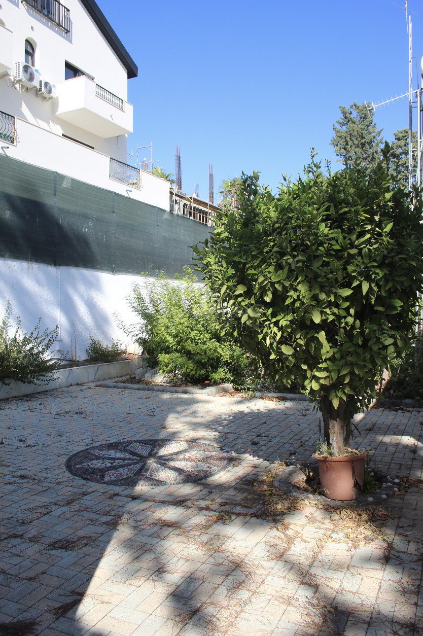 Charming 3-Bedroom Bungalow with Large Garden – Panthea, Limassol