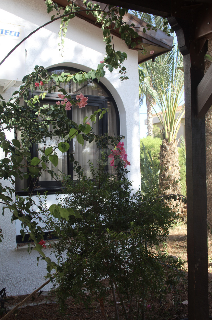 Charming 3-Bedroom Bungalow with Large Garden – Panthea, Limassol