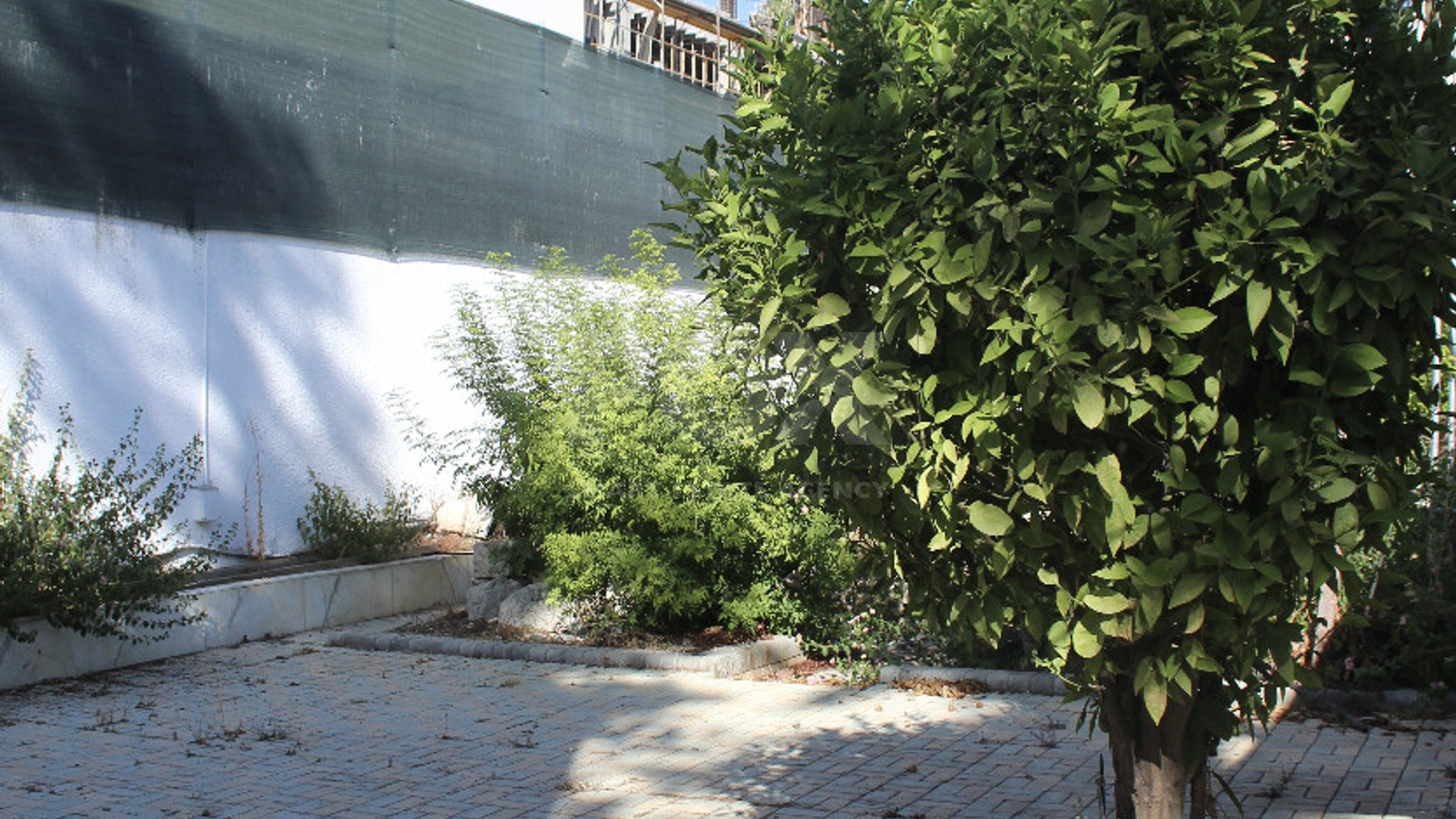 Charming 3-Bedroom Bungalow with Large Garden – Panthea, Limassol