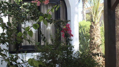 Charming 3-Bedroom Bungalow with Large Garden – Panthea, Limassol