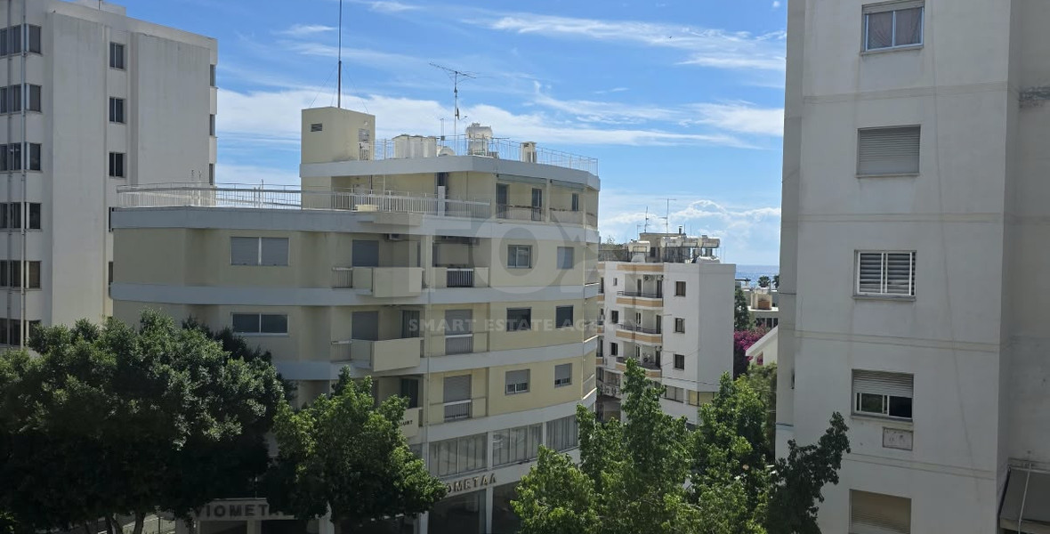 2-Bedroom Apartment in Prime Neapolis/Enaerios Location