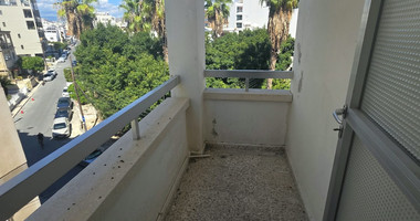 2-Bedroom Apartment in Prime Neapolis/Enaerios Location
