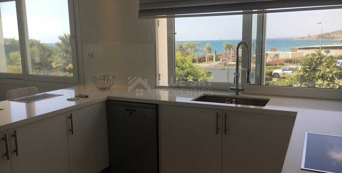 For Rent Luxury Seafront Three-Bedroom Fully Furnished Apartment in Parekklisia