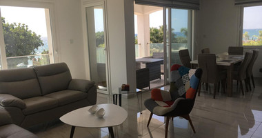 For Rent Luxury Seafront Three-Bedroom Fully Furnished Apartment in Parekklisia