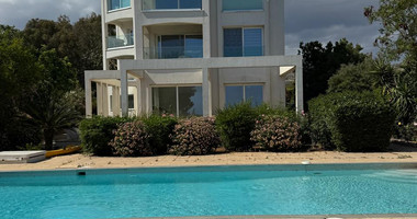 For Rent Luxury Seafront Three-Bedroom Fully Furnished Apartment in Parekklisia