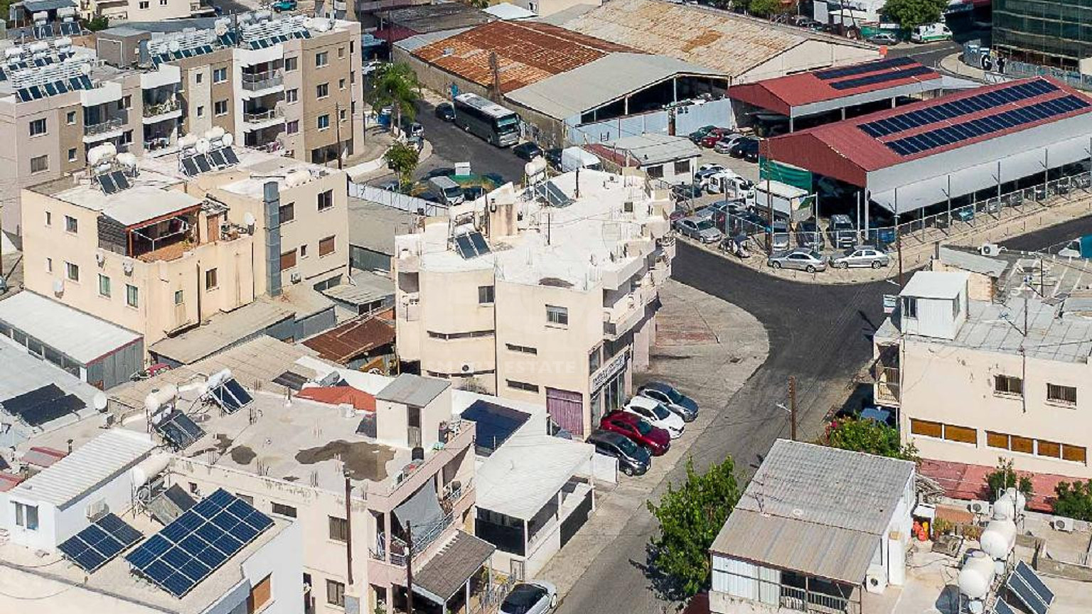 Mixed-Use Building for Sale in Omonoia, Limassol Income-Generating Mixed-Use Property | Central Location | Omonoia, Limassol