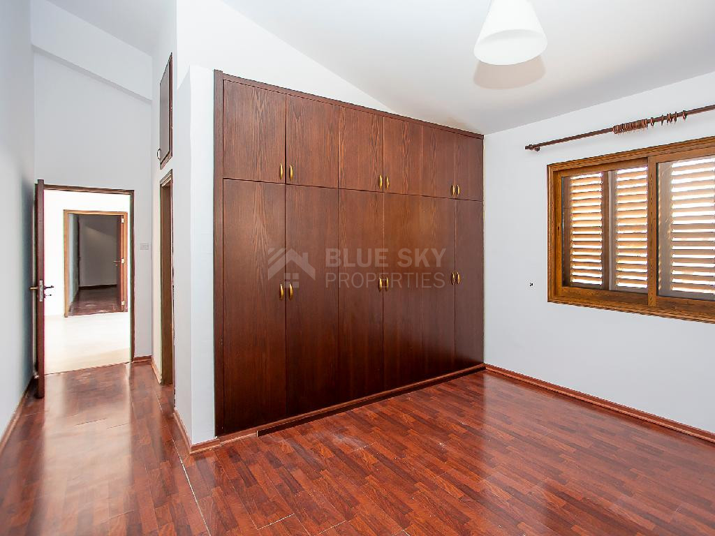 Spacious 4-Bedroom Ground-Floor House in Moniatis For Sale, in Limassol District