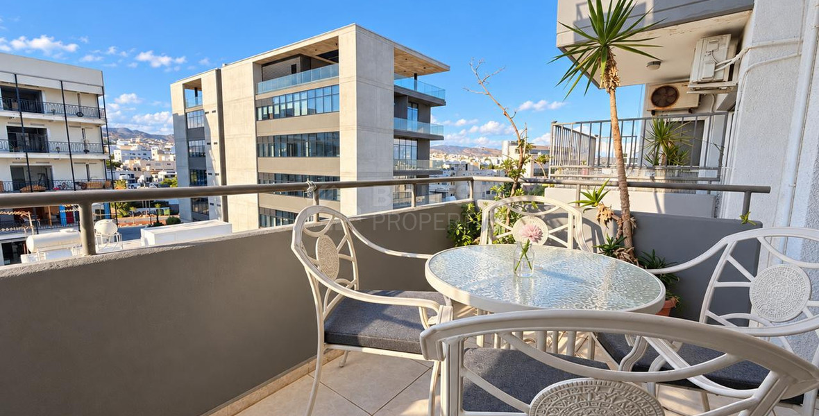 Spacious Three Bedroom Resale Apartment in  Chalkoutsa Mesa Geitonia