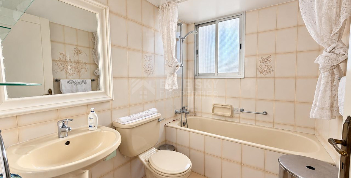 Spacious Three Bedroom Resale Apartment in  Chalkoutsa Mesa Geitonia