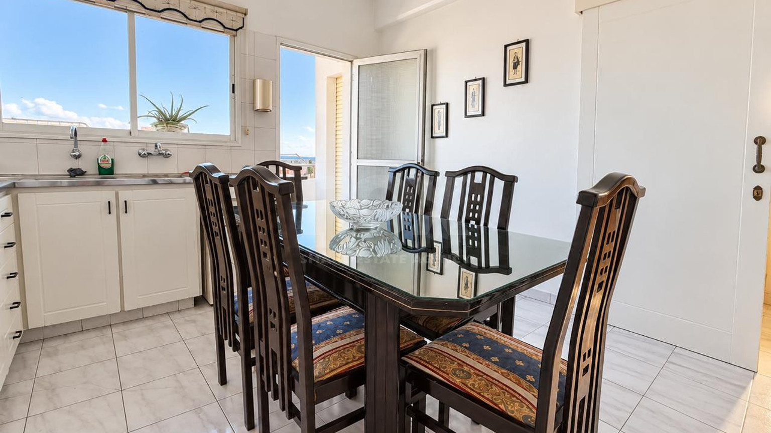 Spacious Three Bedroom Resale Apartment in  Chalkoutsa Mesa Geitonia