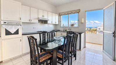 Spacious Three Bedroom Resale Apartment in  Chalkoutsa Mesa Geitonia