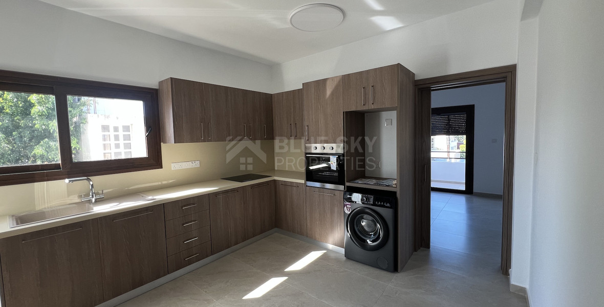 Spacious 3-Bedroom Upper Floor House with A+ Efficiency