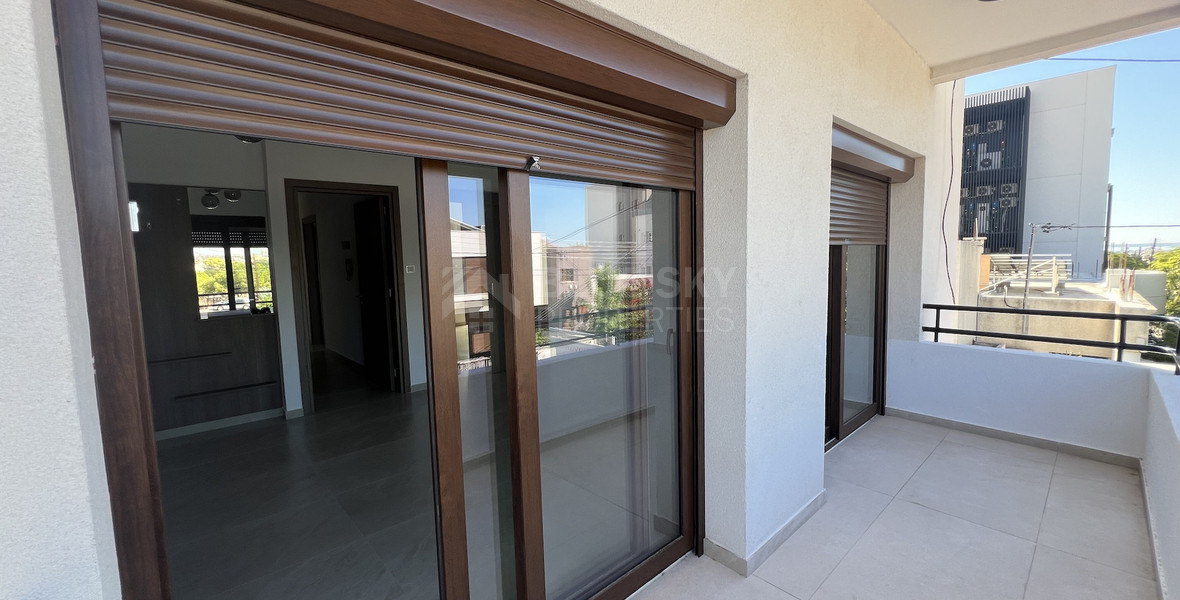 Spacious 3-Bedroom Upper Floor House with A+ Efficiency