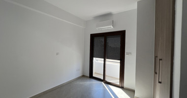 Spacious 3-Bedroom Upper Floor House with A+ Efficiency