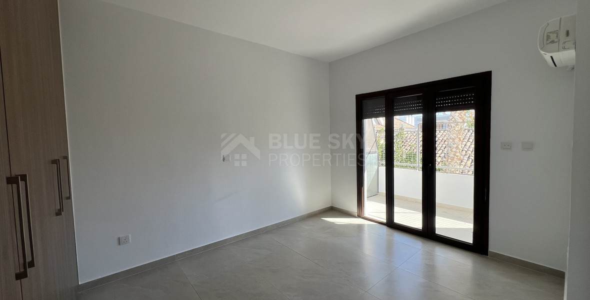 Spacious 3-Bedroom Upper Floor House with A+ Efficiency