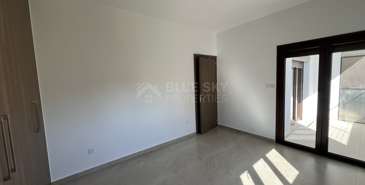 Spacious 3-Bedroom Upper Floor House with A+ Efficiency