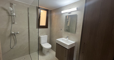 Spacious 3-Bedroom Upper Floor House with A+ Efficiency