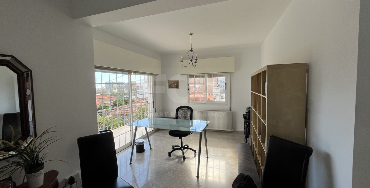 Cozy 3-Bed Apartment for Rent with Sea View in Agios Athanasios
