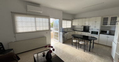 Cozy 3-Bed Apartment for Rent with Sea View in Agios Athanasios
