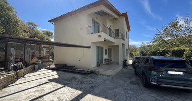 Beautiful 3-Bedroom Villa for Sale with Large Garden in Serene Kalo Chorio