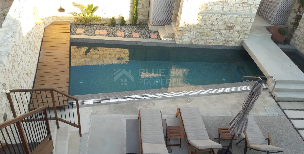 Charming two bedroom traditional villa for rent