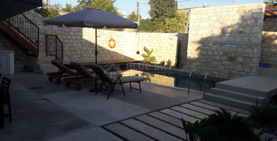 Charming two bedroom traditional villa for rent