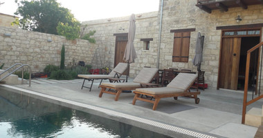 Charming two bedroom traditional villa for rent