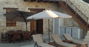 Charming two bedroom traditional villa for rent