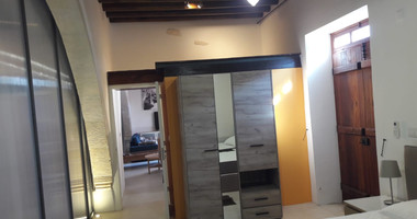 Charming two bedroom traditional villa for rent
