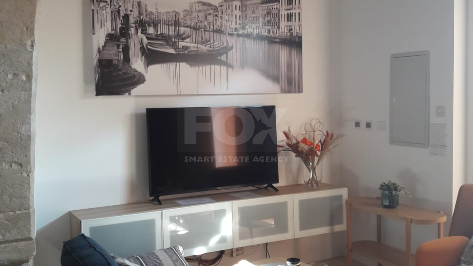 Charming three bedroom traditional villa for rent