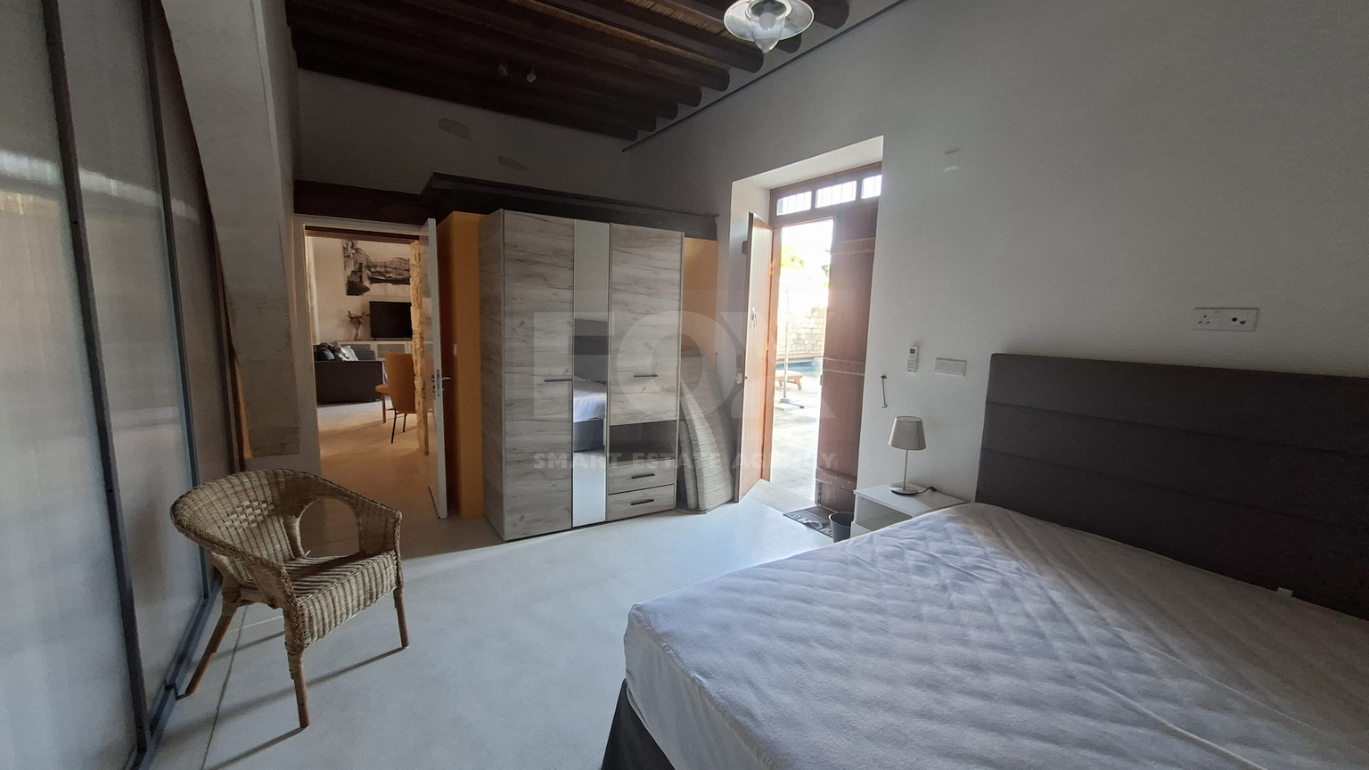 Charming three bedroom traditional villa for rent