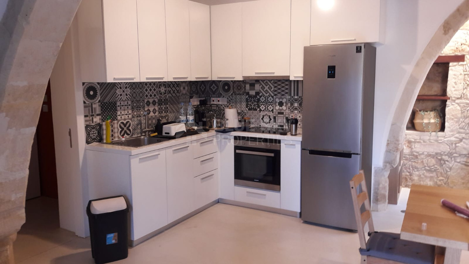 Charming three bedroom traditional villa for rent