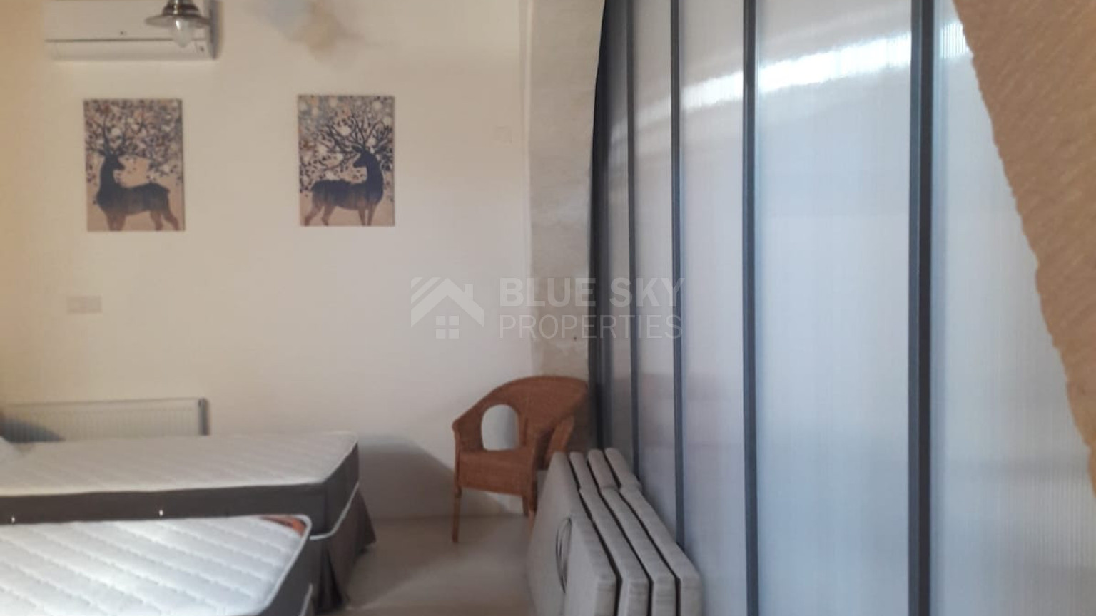Charming three bedroom traditional villa for rent