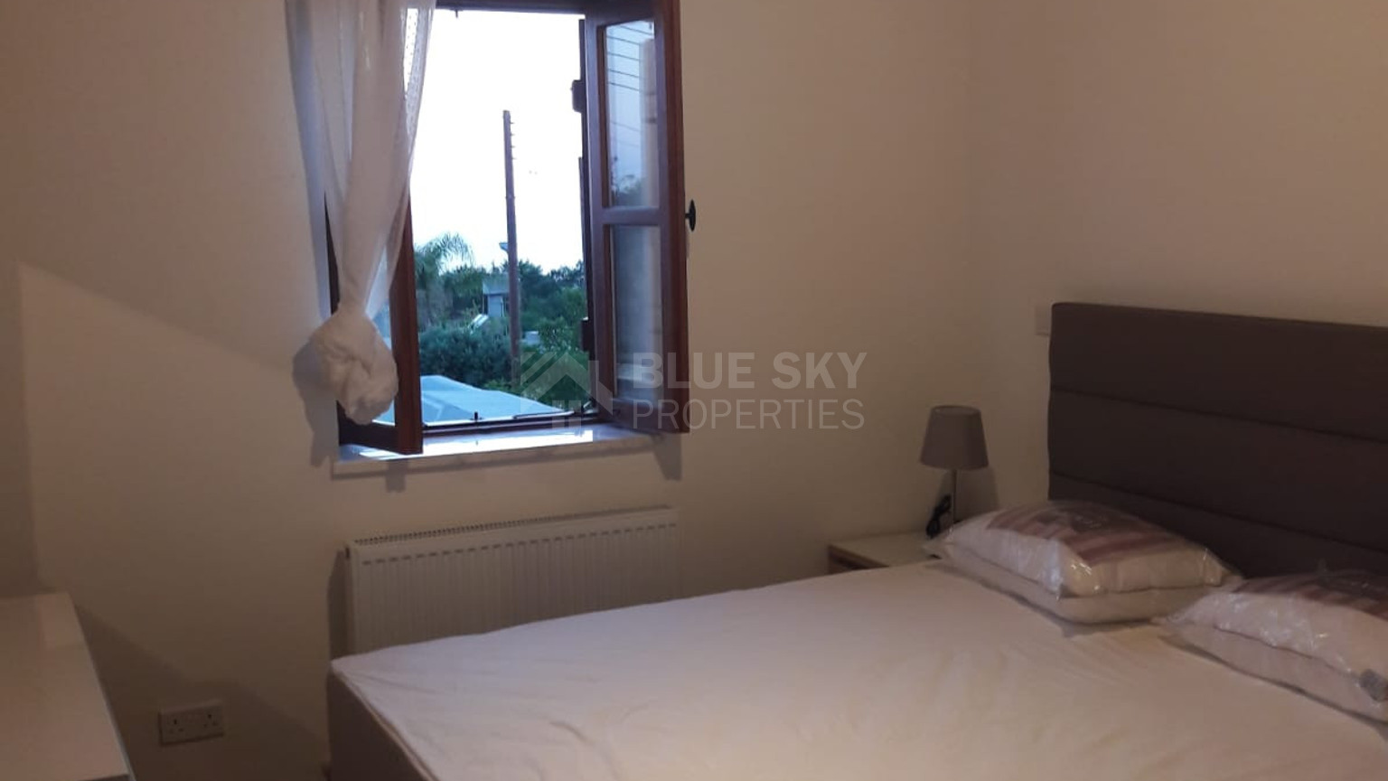 Charming three bedroom traditional villa for rent