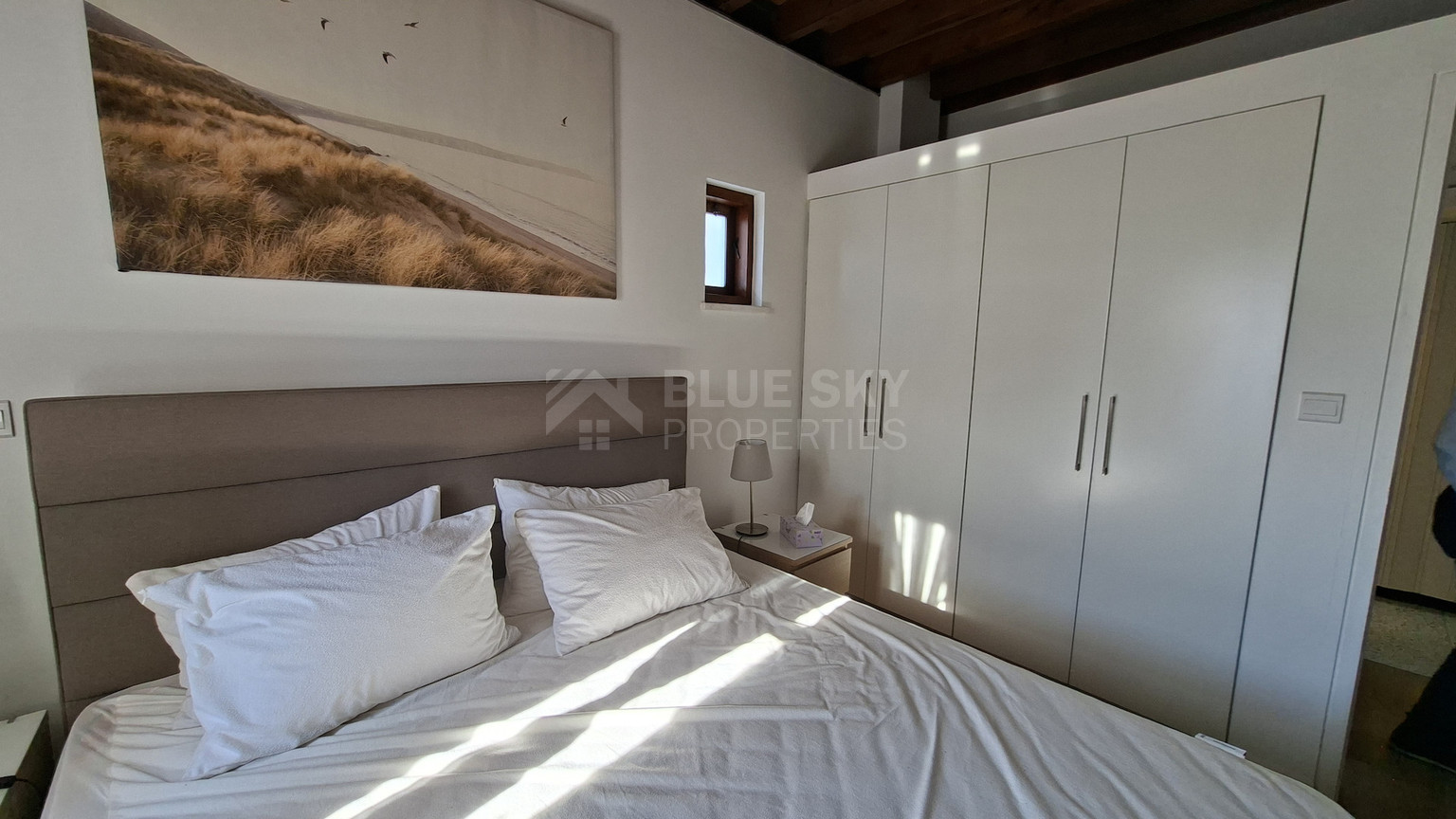 Charming three bedroom traditional villa for rent