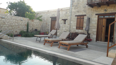Charming three bedroom traditional villa for rent