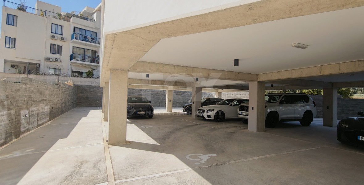 Brand-New Ground-Floor Office in Pafos for Rent