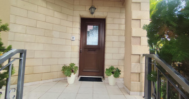 Beautiful Fully Furnished four Bedroom House in Ypsonas